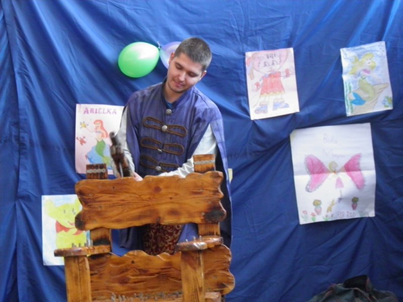 Prezentacja - Rekonstrukto